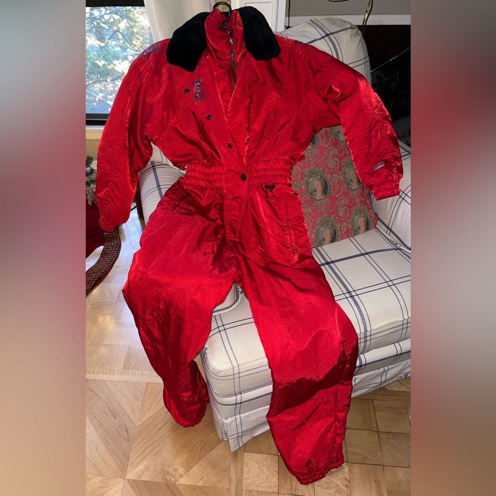 Vintage 80’s red  ski suit ⭐️